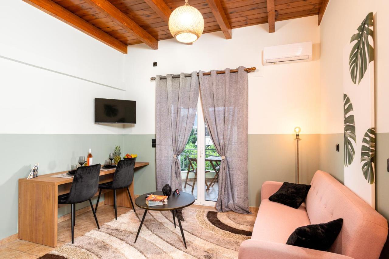 Eagle'S Nest City Apartments Егіо Екстер'єр фото